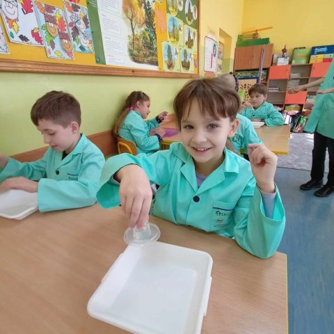 b_1024_768_0_00_images_2023_2024_Chmurka_Warsztaty_EKOSKOP_402621214_805928381335112_2063073022730378489_n